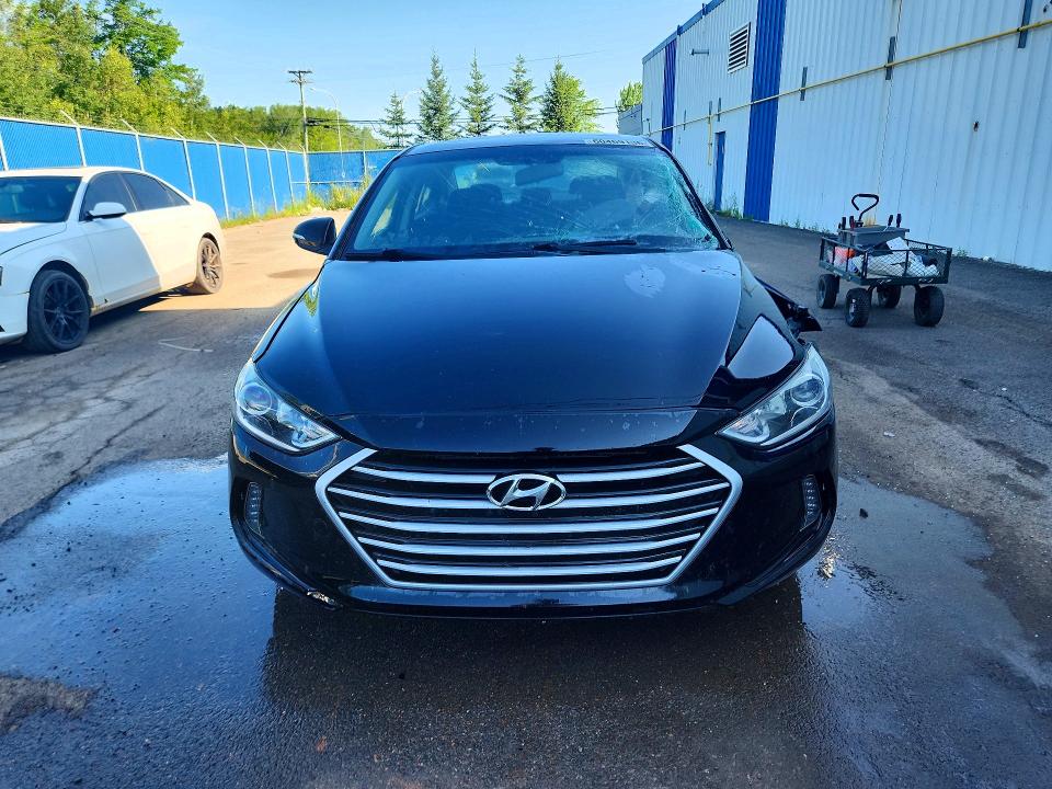 2017 Hyundai Elantra მანქანა იყიდება აუქციონზე, vin: KMHD84LF5HU176754, აუქციონის ნომერი: 60469136