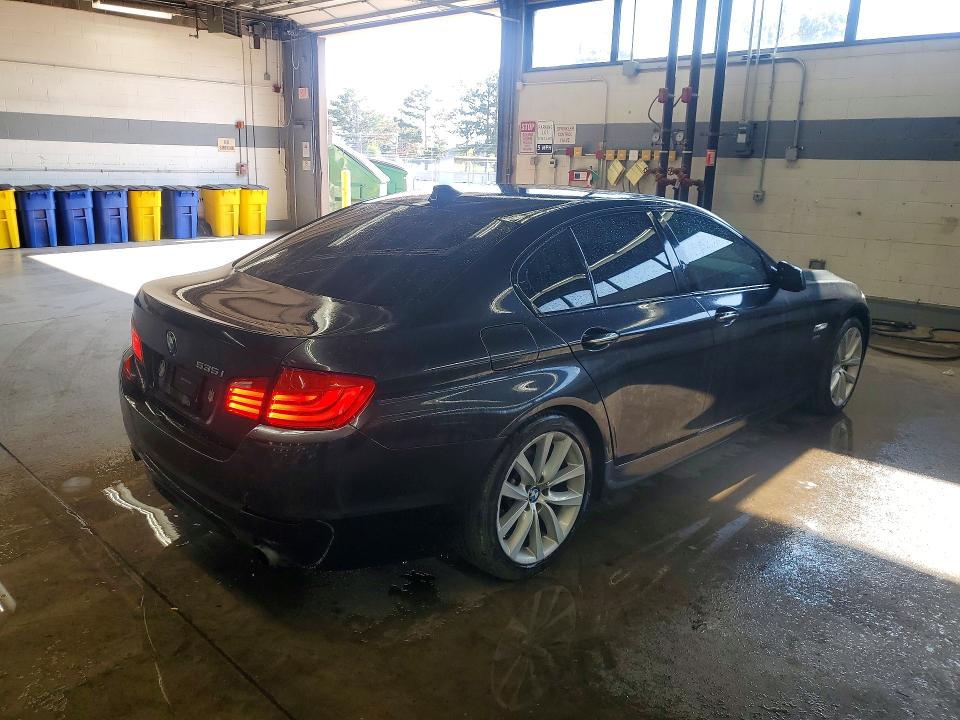 60066816 :رقم المزاد ، WBAFU7C59BC873209 vin ، 2011 Bmw 535 مزاد بيع