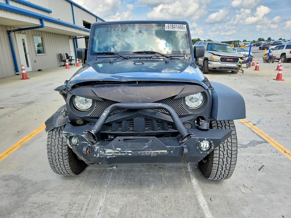 2017 Jeep Wrangler Unlimited მანქანა იყიდება აუქციონზე, vin: 1C4BJWFG4HL599671, აუქციონის ნომერი: 61841466