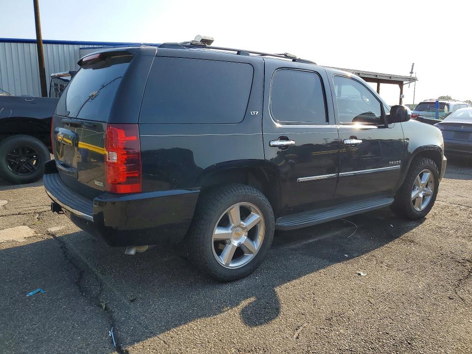 2010 Chevrolet Tahoe მანქანა იყიდება აუქციონზე, vin: 1GNUKCE07AR214106, აუქციონის ნომერი: 59692466