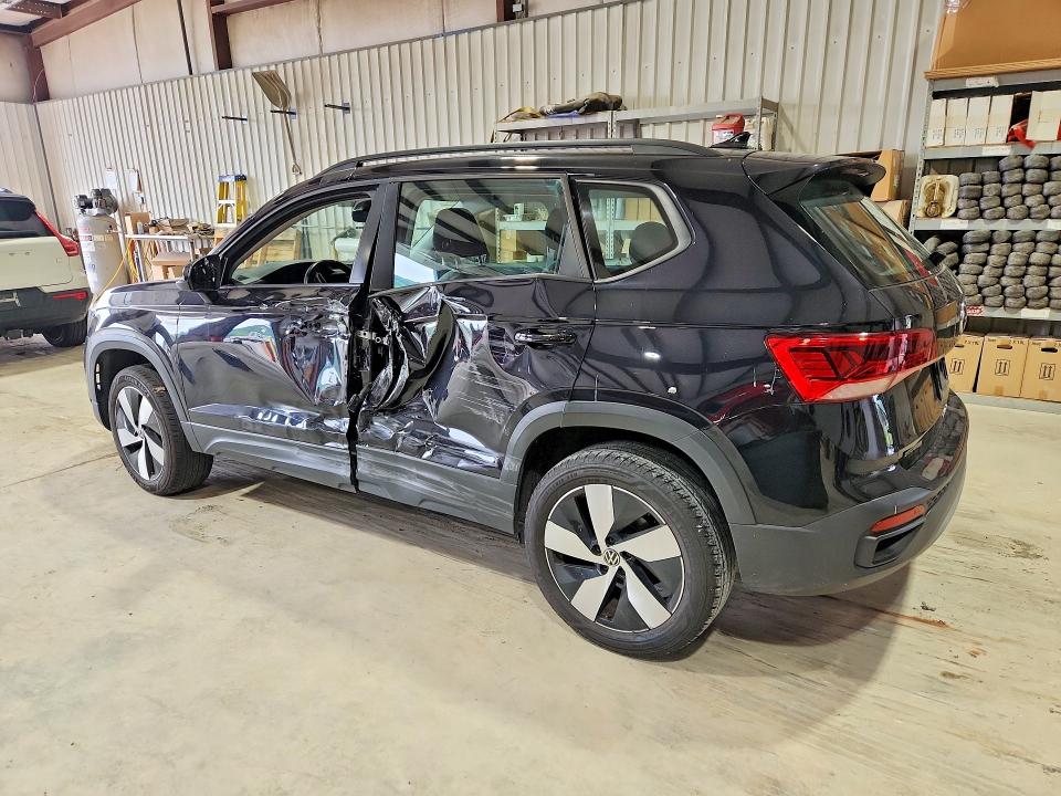 59239396 :رقم المزاد ، 3VV8X7B27RM088062 vin ، 2024 Volkswagen Taos مزاد بيع