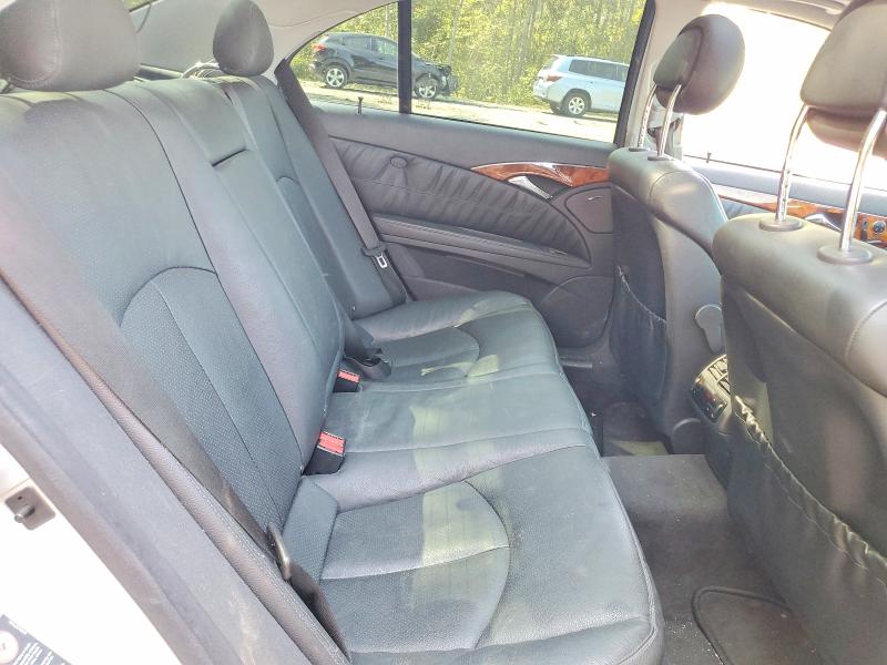 60365806 :رقم المزاد ، WDBUF65J25A664921 vin ، 2005 Mercedes-benz E مزاد بيع
