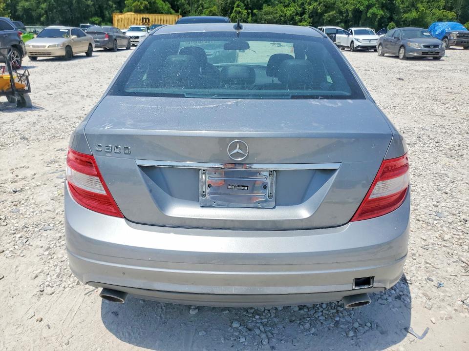 62120876 :رقم المزاد ، WDDGF54X59R071520 vin ، 2009 Mercedes-benz C مزاد بيع