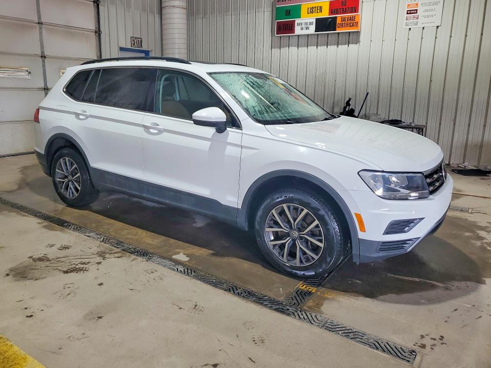 62242096 :رقم المزاد ، 3VV2B7AXXKM192410 vin ، 2019 Volkswagen Tiguan مزاد بيع