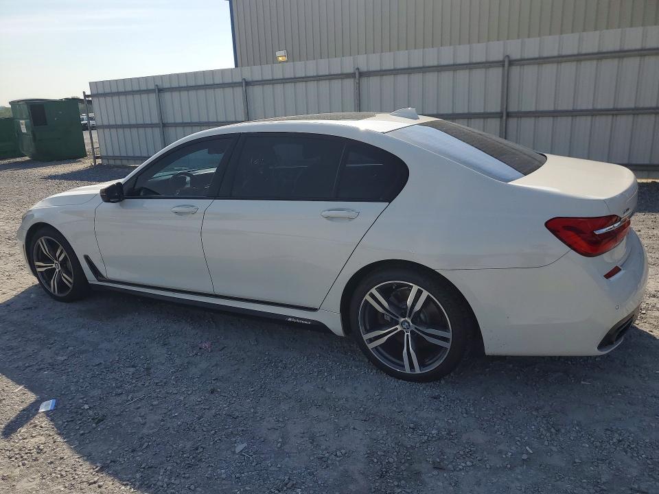 60606156 :رقم المزاد ، WBA7F2C3XHG423411 vin ، 2017 Bmw 750 مزاد بيع