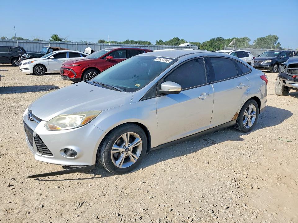 2013 Ford Focus მანქანა იყიდება აუქციონზე, vin: 1FADP3F24DL245613, აუქციონის ნომერი: 61877246