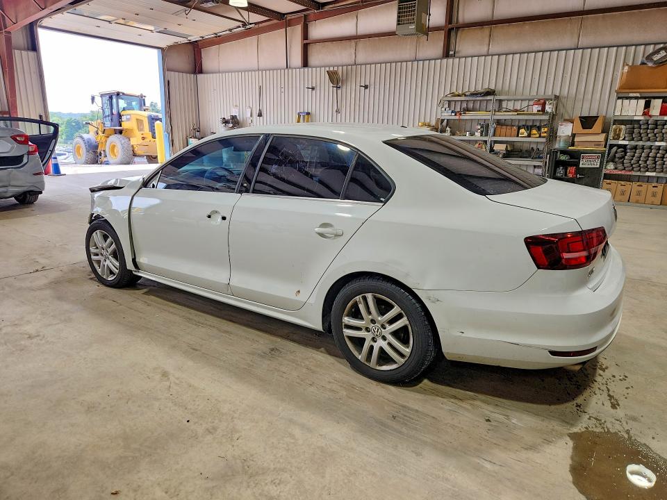 58262646 :رقم المزاد ، 3VW2B7AJ4HM290414 vin ، 2017 Volkswagen Jetta مزاد بيع