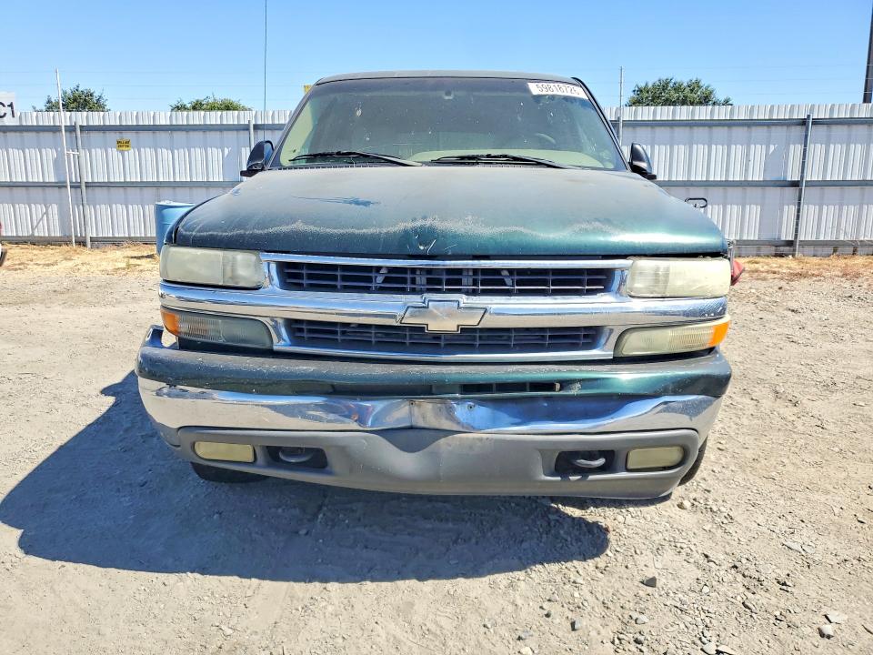 Продажа на аукционе авто 2001 Chevrolet Suburban, vin: 1GNFK16TX1J220132, номер лота: 59818726