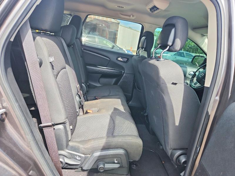60738586 :رقم المزاد ، 3C4PDCBG8JT525472 vin ، 2018 Dodge Journey مزاد بيع