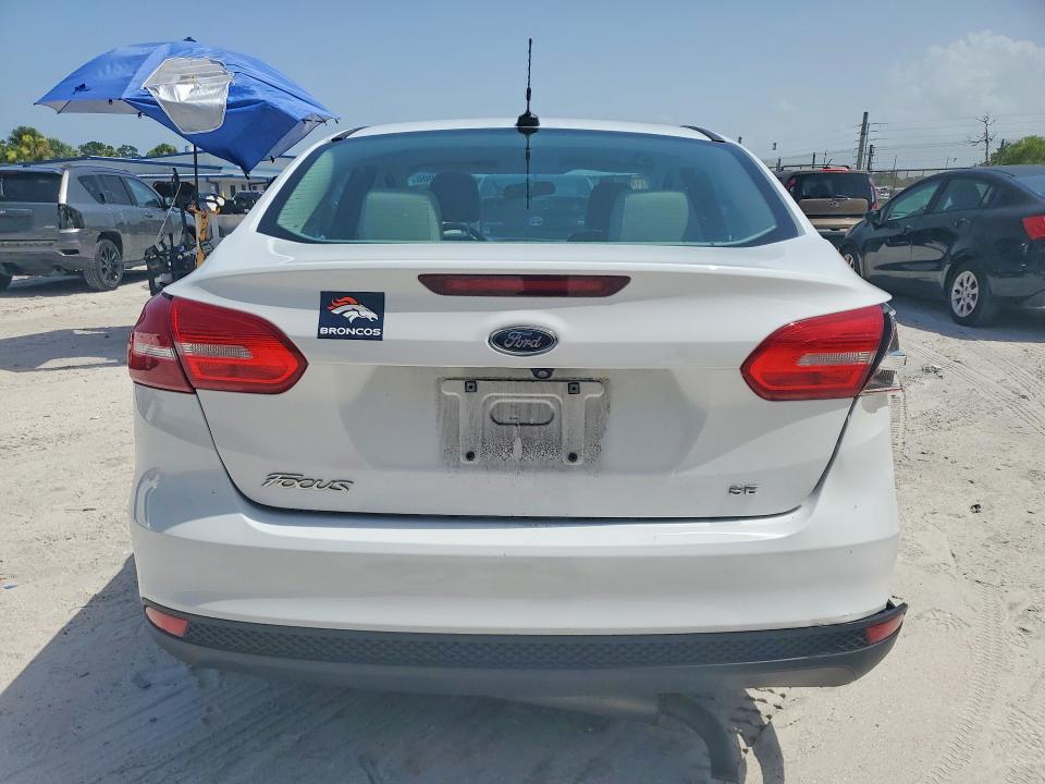 Продаж на аукціоні авто 2017 Ford Focus, vin: 1FADP3F27HL256711, номер лоту: 58601906