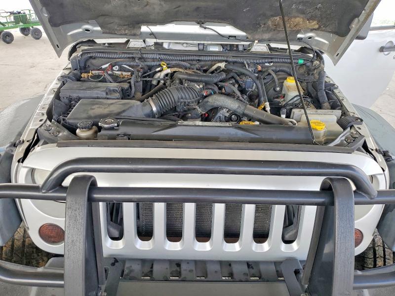 61356056 :رقم المزاد ، 1J4AA5D17BL541401 vin ، 2011 Jeep Wrangler مزاد بيع