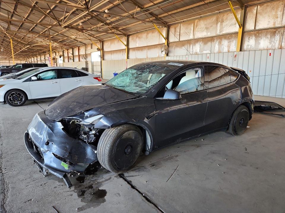 60445166 :رقم المزاد ، 7SAYGDEE9PF709423 vin ، 2023 Tesla Model Y مزاد بيع