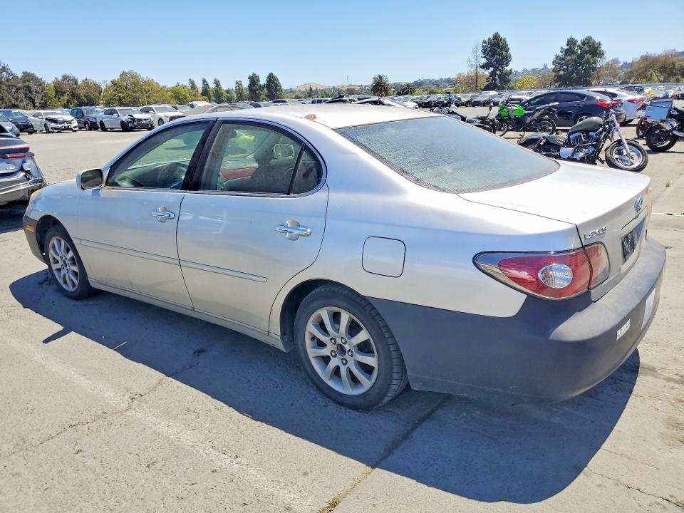 63038526 :رقم المزاد ، JTHBF30G520086672 vin ، 2002 Lexus Es مزاد بيع