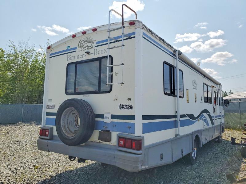 58421366 :رقم المزاد ، 3FCMF53S3XJA01646 vin ، 1999 Ford F550 مزاد بيع