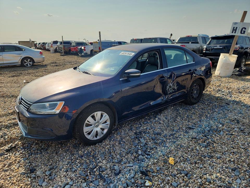 60267646 :رقم المزاد ، 3VWDP7AJ6DM218019 vin ، 2013 Volkswagen Jetta مزاد بيع