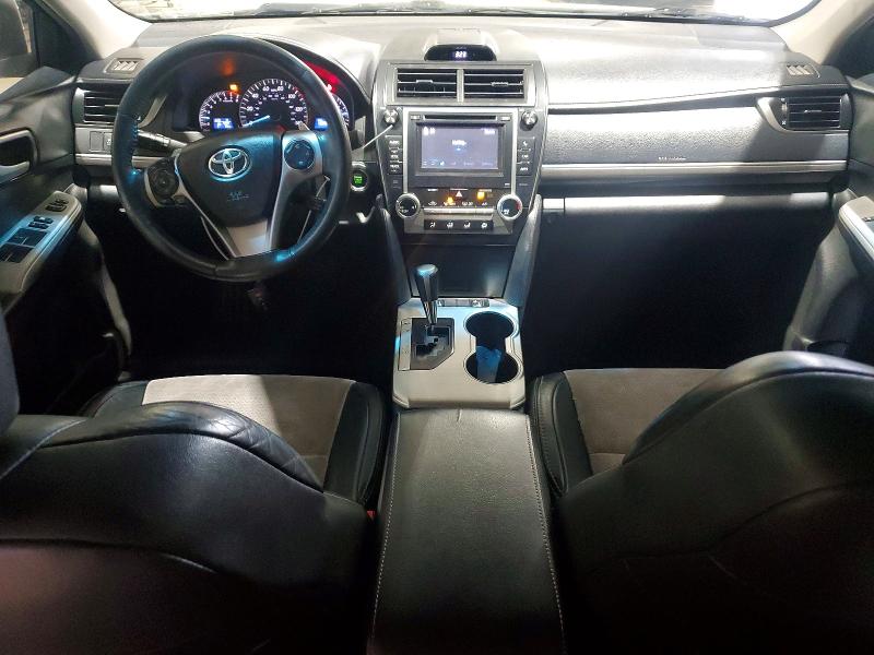 60423956 :رقم المزاد ، 4T1BK1FKXCU516425 vin ، 2012 Toyota Camry مزاد بيع
