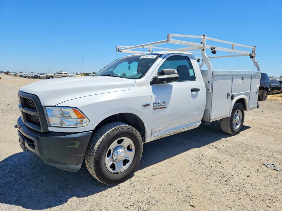 62854196 :رقم المزاد ، 3C7WR4AJ6JG356211 vin ، 2018 Ram 2500 مزاد بيع