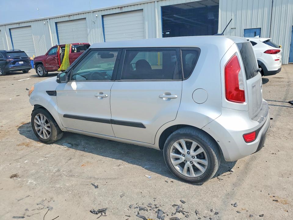 63519806 :رقم المزاد ، KNDJT2A67C7356399 vin ، 2012 Kia Soul مزاد بيع