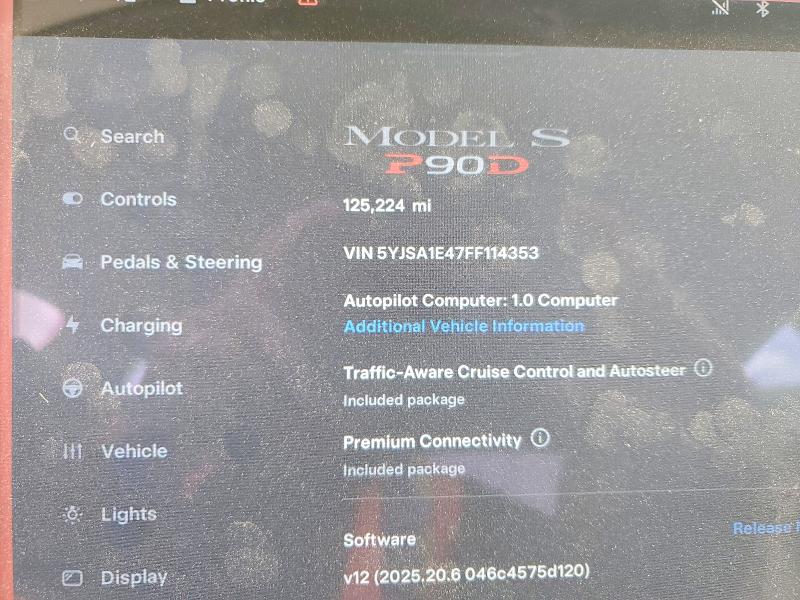 Продажа на аукционе авто 2015 Tesla Model S, vin: 5YJSA1E47FF114353, номер лота: 62977956