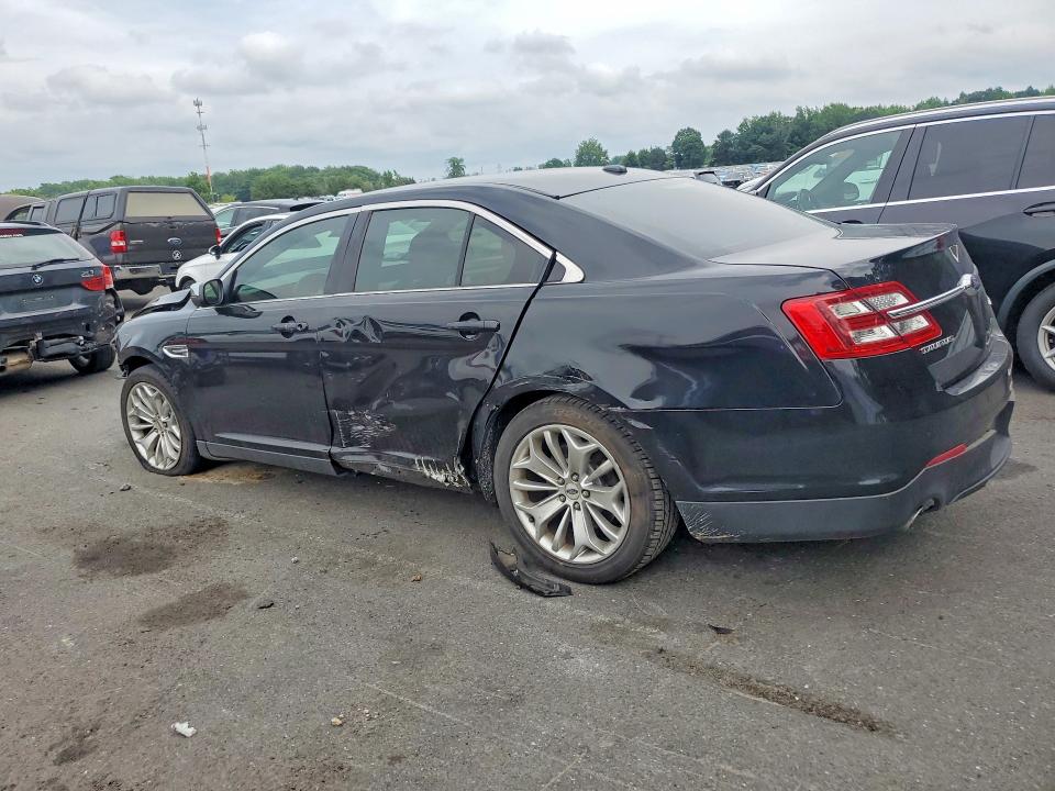 61779456 :رقم المزاد ، 1FAHP2F81HG117683 vin ، 2017 Ford Taurus مزاد بيع