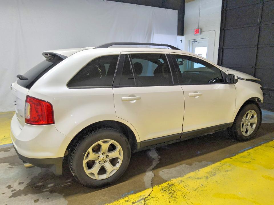 60679276 :رقم المزاد ، 2FMDK3JC7DBB53173 vin ، 2013 Ford Edge مزاد بيع