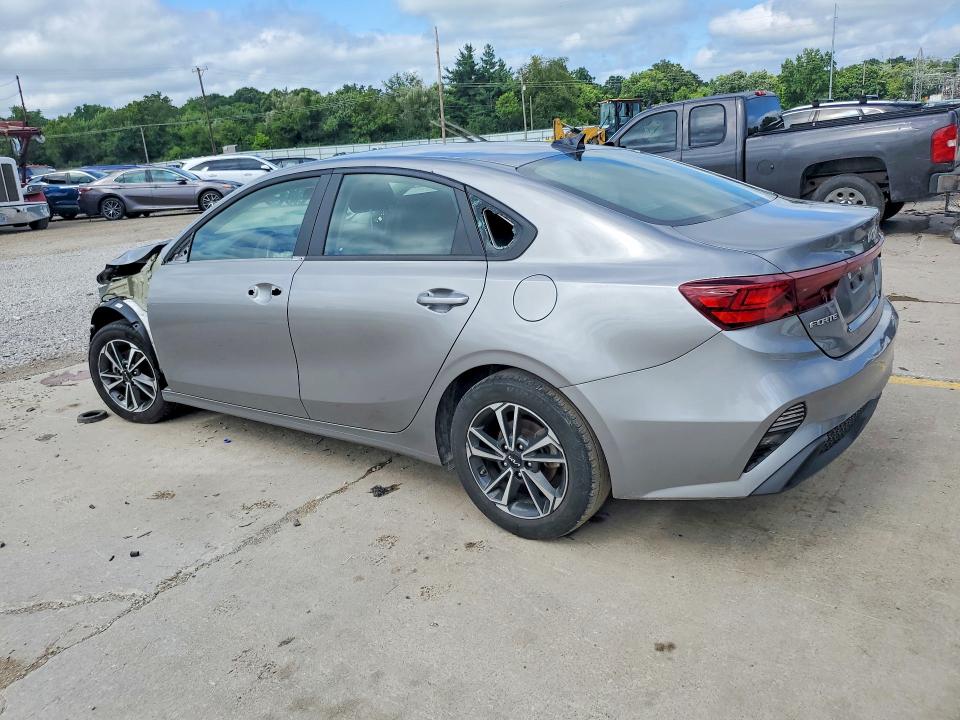 60565816 :رقم المزاد ، 3KPF24AD3RE752342 vin ، 2024 Kia Forte مزاد بيع