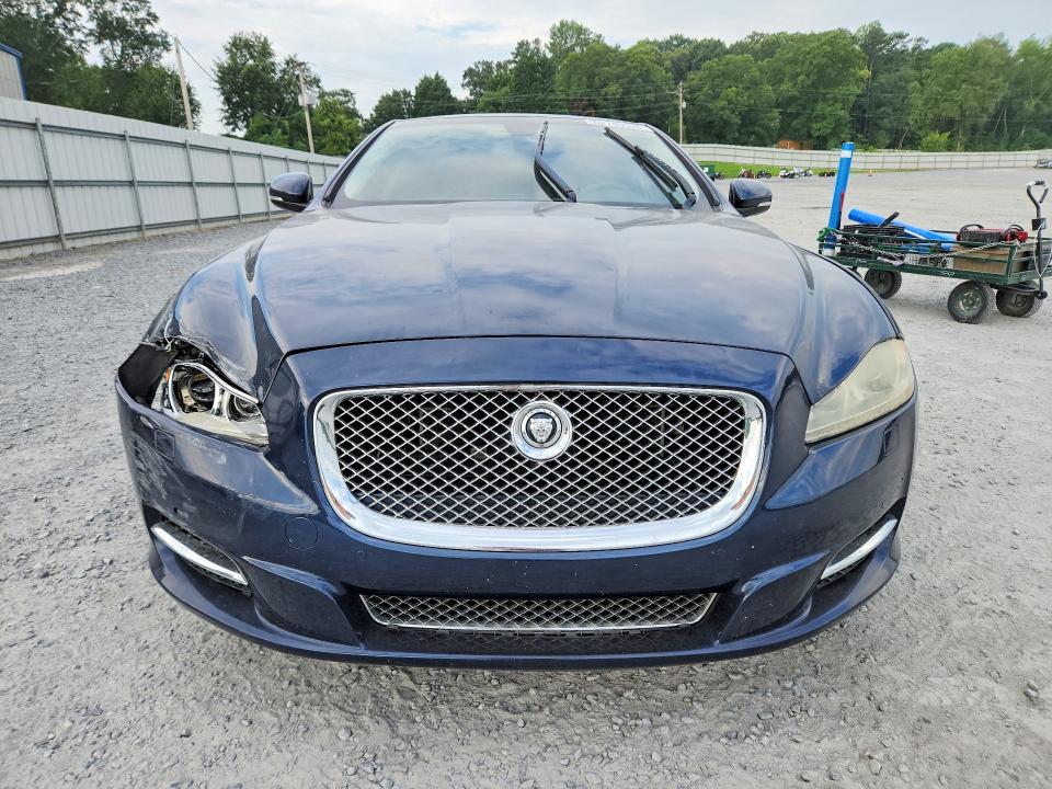 2011 Jaguar Xjl მანქანა იყიდება აუქციონზე, vin: SAJWA2GE2BMV13896, აუქციონის ნომერი: 62749576