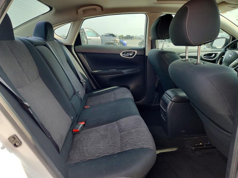 Продажа на аукционе авто 2015 Nissan Sentra, vin: 3N1AB7AP4FY273544, номер лота: 62742616