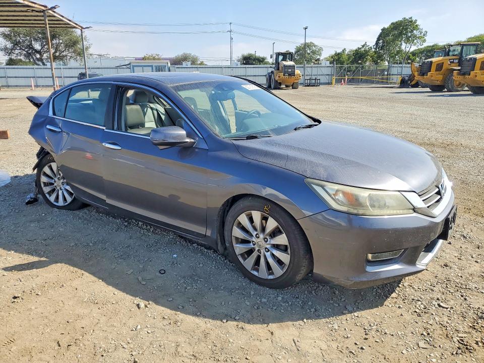 Продажа на аукционе авто 2013 Honda Accord, vin: 1HGCR2F89DA063885, номер лота: 60721806