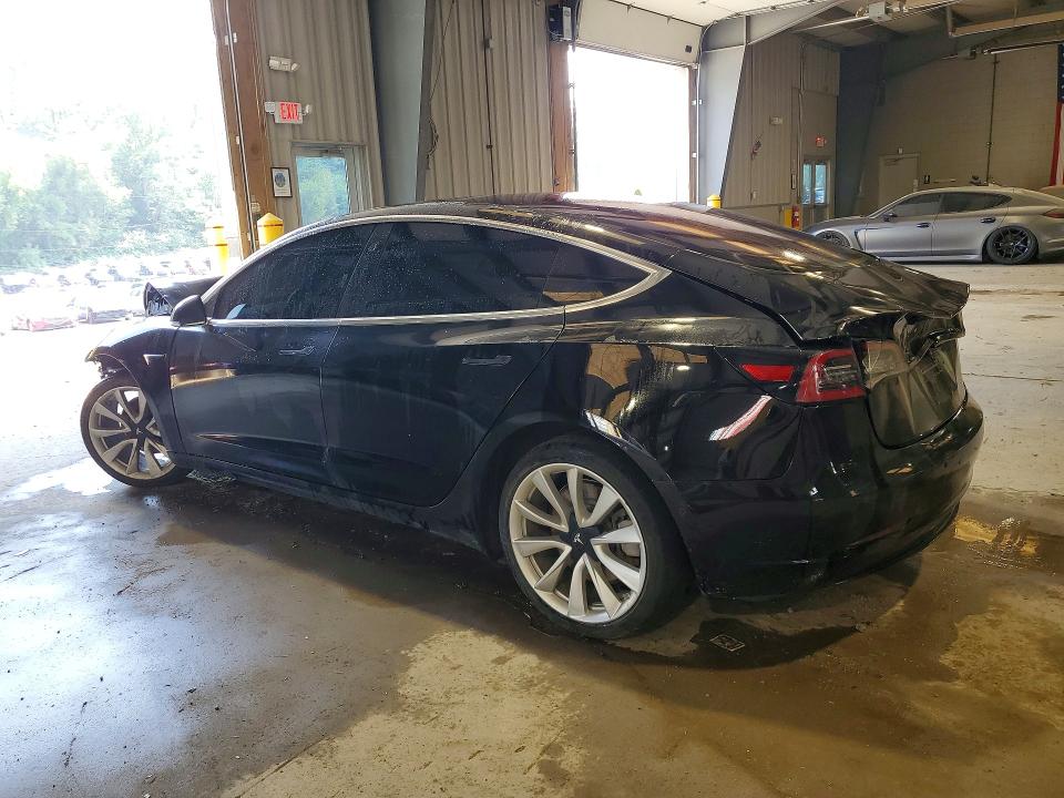 Продажа на аукционе авто 2018 Tesla Model 3, vin: 5YJ3E1EA4JF176302, номер лота: 60870716