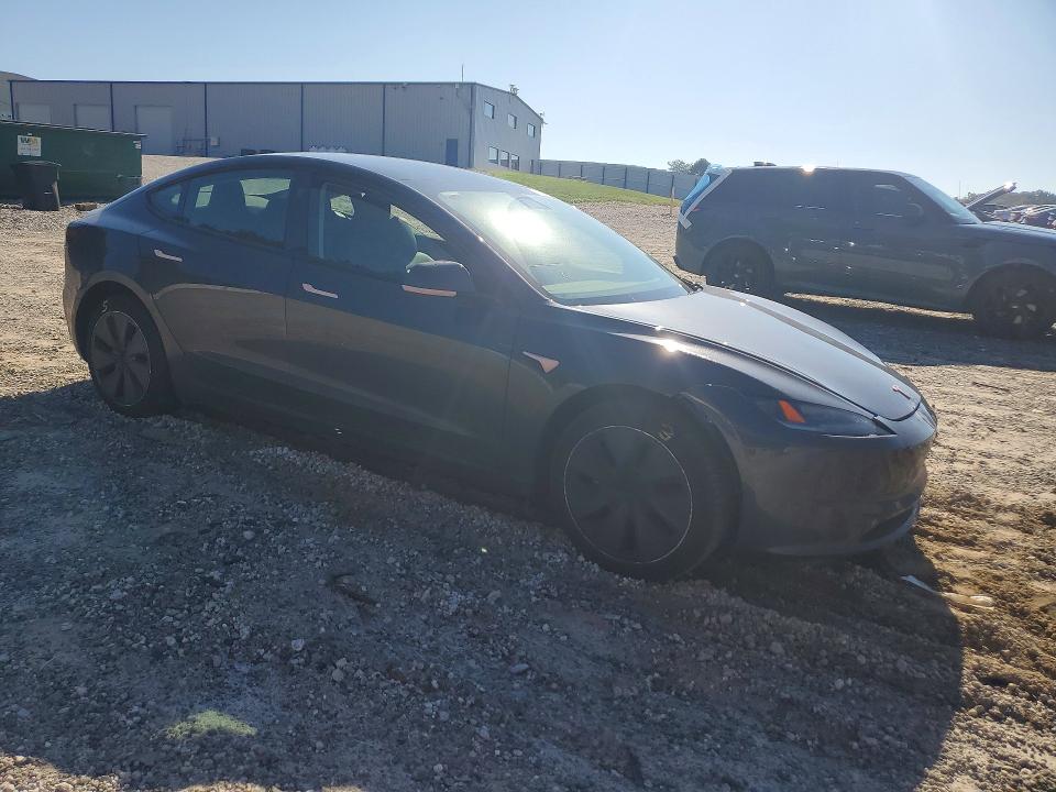 Продажа на аукционе авто 2025 Tesla Model 3, vin: 5YJ3E1EAXSF017365, номер лота: 61393456