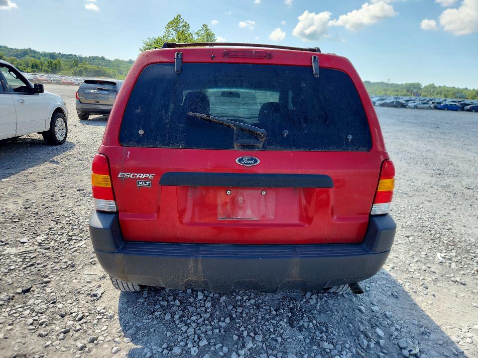 2002 Ford Escape მანქანა იყიდება აუქციონზე, vin: 1FMYU031X2KC61389, აუქციონის ნომერი: 60838026