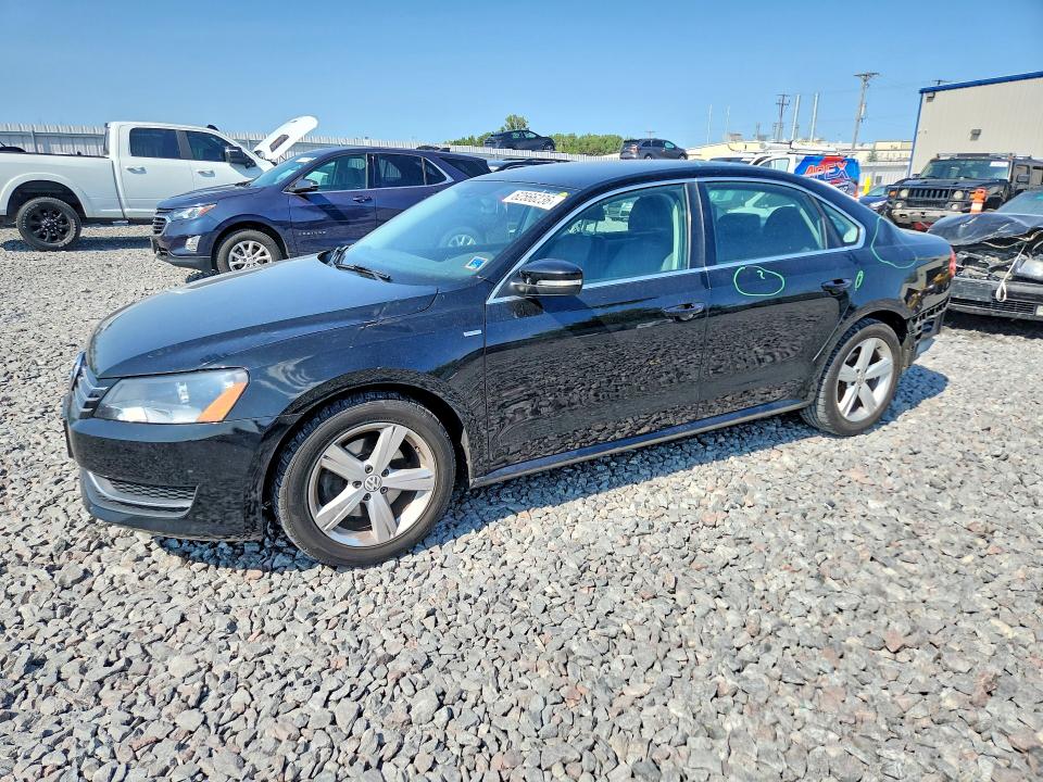 Продажа на аукционе авто 2014 Volkswagen Passat, vin: 1VWAS7A35EC046121, номер лота: 62566236