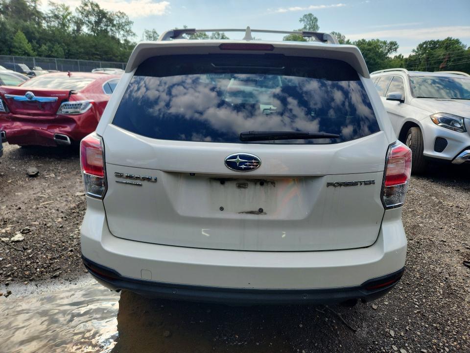 Продажа на аукционе авто 2018 Subaru Forester, vin: JF2SJAWC6JH422047, номер лота: 62019136