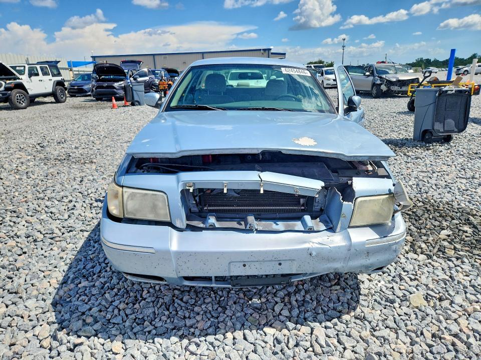 62454846 :رقم المزاد ، 2MEFM74V77X634977 vin ، 2007 Mercury Grand Marquis مزاد بيع
