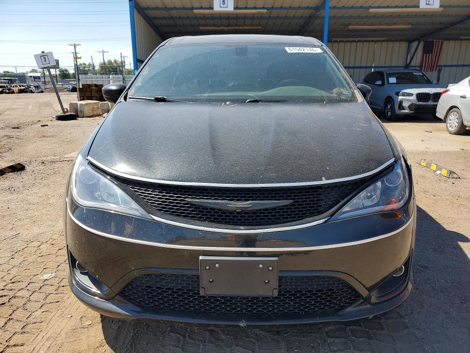 Продажа на аукционе авто 2019 Chrysler Pacifica, vin: 2C4RC1FG7KR560602, номер лота: 61542146