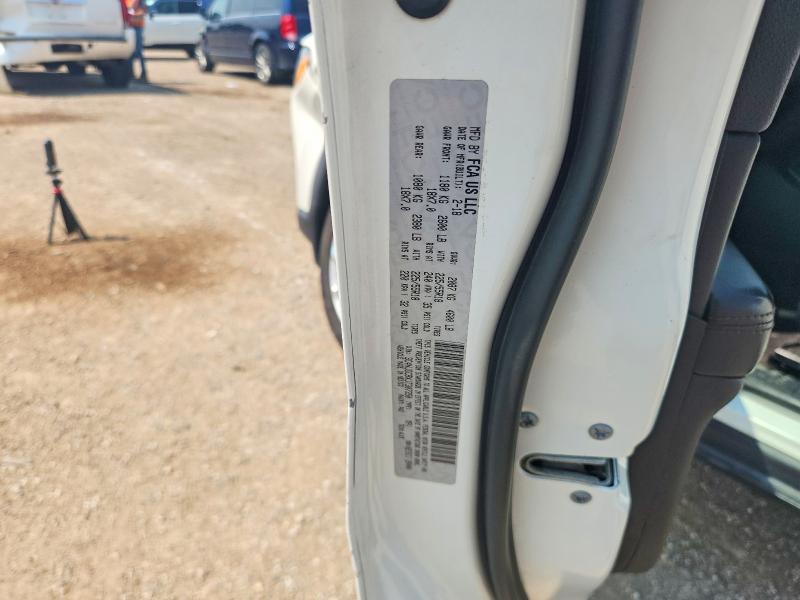 62616076 :رقم المزاد ، 3C4NJDCBXJT307350 vin ، 2018 Jeep Compass مزاد بيع
