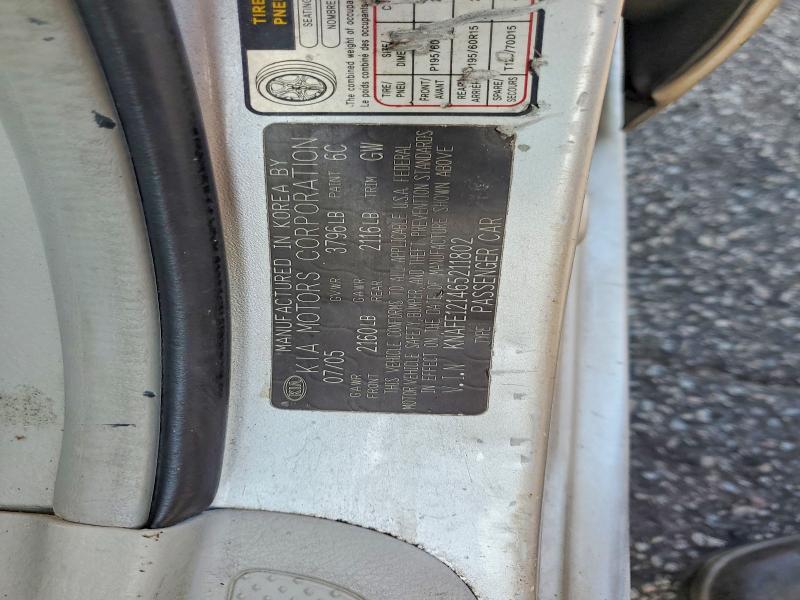 60174796 :رقم المزاد ، KNAFE121465211802 vin ، 2006 Kia Spectra مزاد بيع