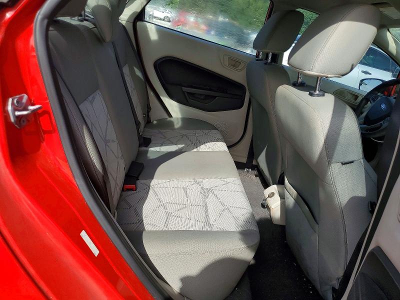 60718006 :رقم المزاد ، 3FADP4BJ6CM153368 vin ، 2012 Ford Fiesta مزاد بيع