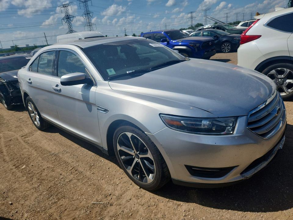 59605326 :رقم المزاد ، 1FAHP2E81EG147828 vin ، 2014 Ford Taurus مزاد بيع