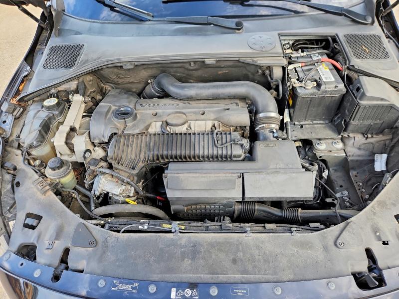 2013 Volvo S60 მანქანა იყიდება აუქციონზე, vin: YV1612FS8D2184300, აუქციონის ნომერი: 61177216