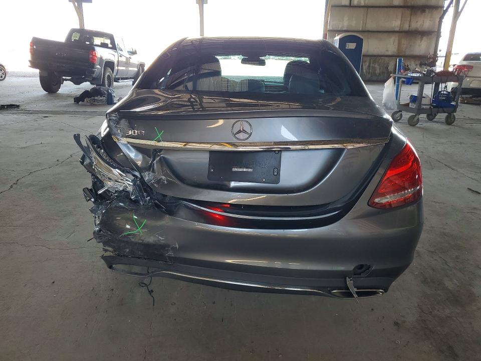 60082336 :رقم المزاد ، 55SWF4JB7HU182114 vin ، 2017 Mercedes-benz C مزاد بيع