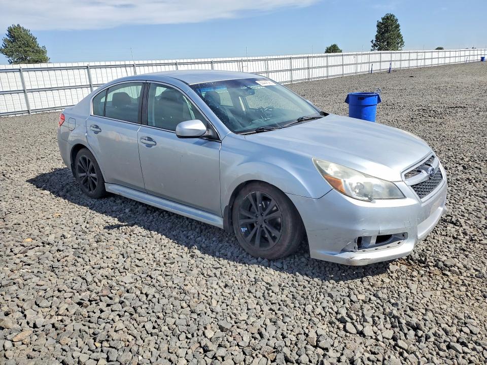 60444526 :رقم المزاد ، 4S3BMBC69D3034869 vin ، 2013 Subaru Legacy مزاد بيع