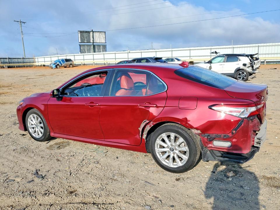 Продажа на аукционе авто 2019 Toyota Camry, vin: 4T1B11HK7KU743151, номер лота: 60305636