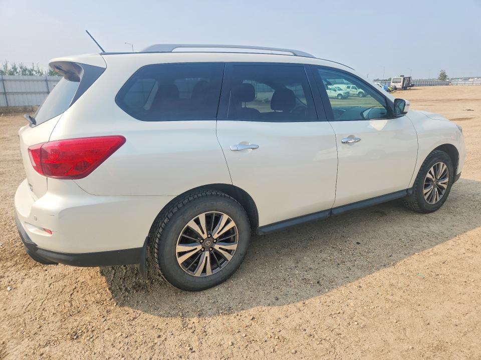 62637406 :رقم المزاد ، 5N1DR2MM0HC633720 vin ، 2017 Nissan Pathfinder مزاد بيع