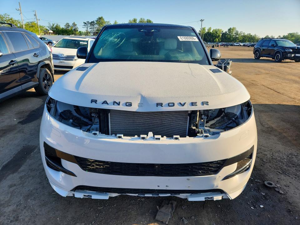 2024 Land Rover Range Rover Sport მანქანა იყიდება აუქციონზე, vin: SAL119F45RA408199, აუქციონის ნომერი: 61880906