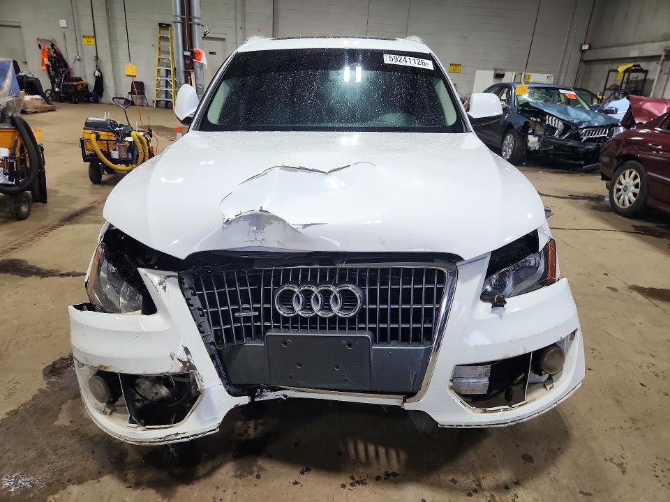 59241126 :رقم المزاد ، WA1CFAFP8CA122457 vin ، 2012 Audi Q5 مزاد بيع