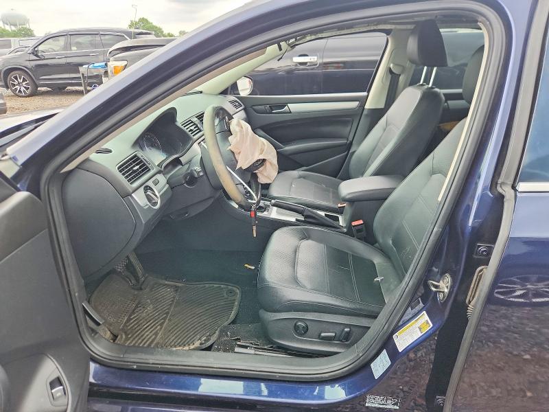 60230976 :رقم المزاد ، 1VWBP7A39CC090075 vin ، 2012 Volkswagen Passat مزاد بيع