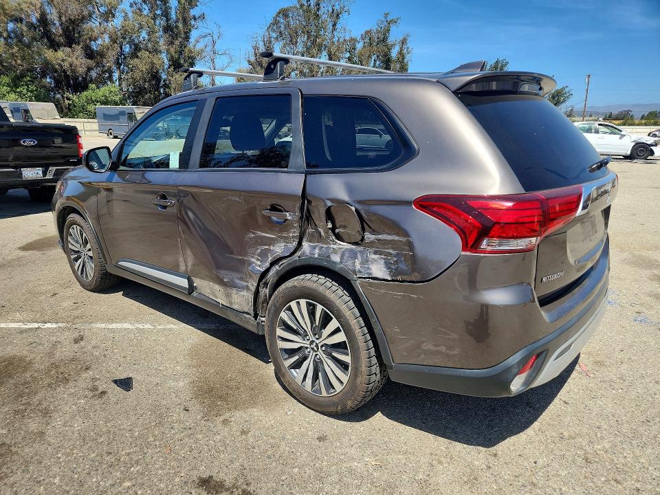 Продажа на аукционе авто 2019 Mitsubishi Outlander, vin: JA4AD2A33KZ008082, номер лота: 62525046