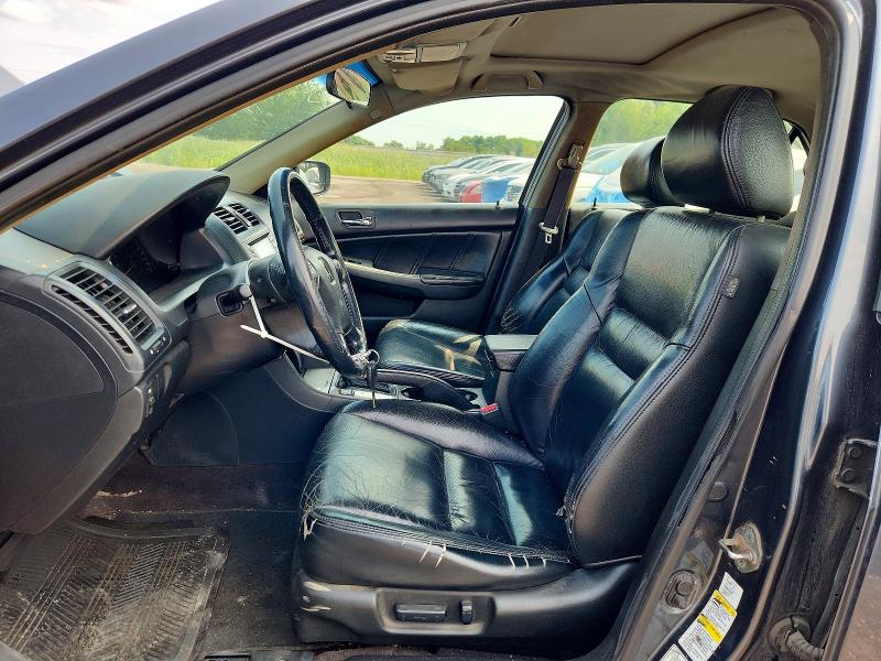 60560856 :رقم المزاد ، 1HGCM56645A807487 vin ، 2005 Honda Accord مزاد بيع